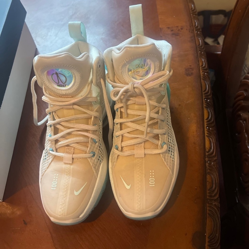 Nike air zoom g.t jump
